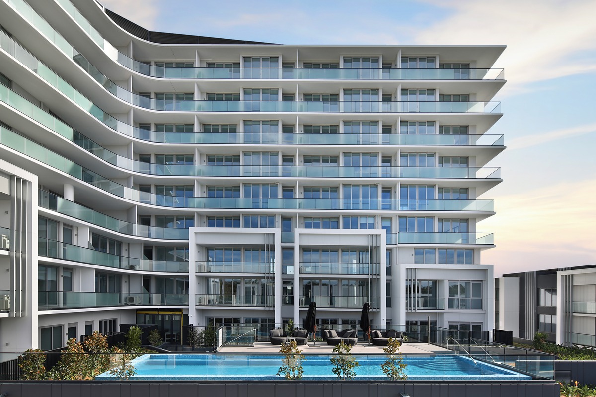 Pearl exterior
